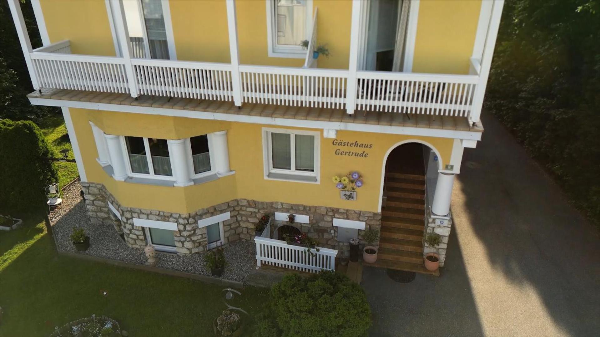 Gaestehaus Gertrude Velden am Woerthersee Exterior photo
